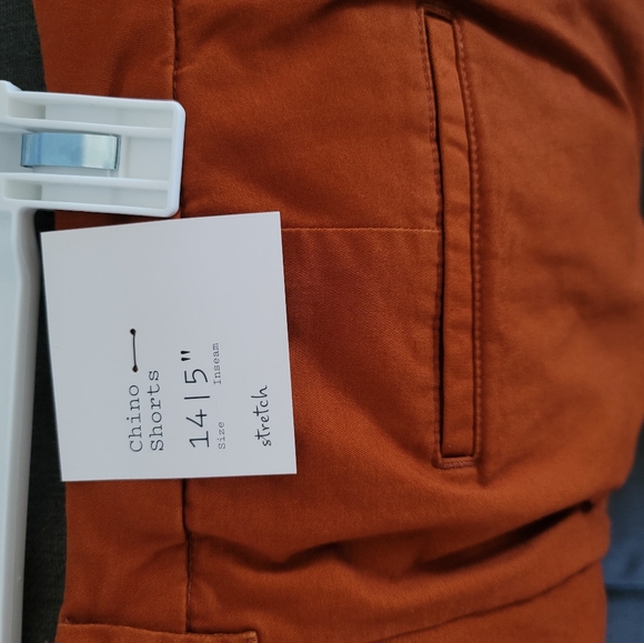 LADIES SHORTS - Picture 2 of 3